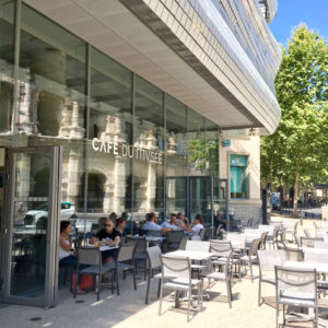 terrasse du café du musée