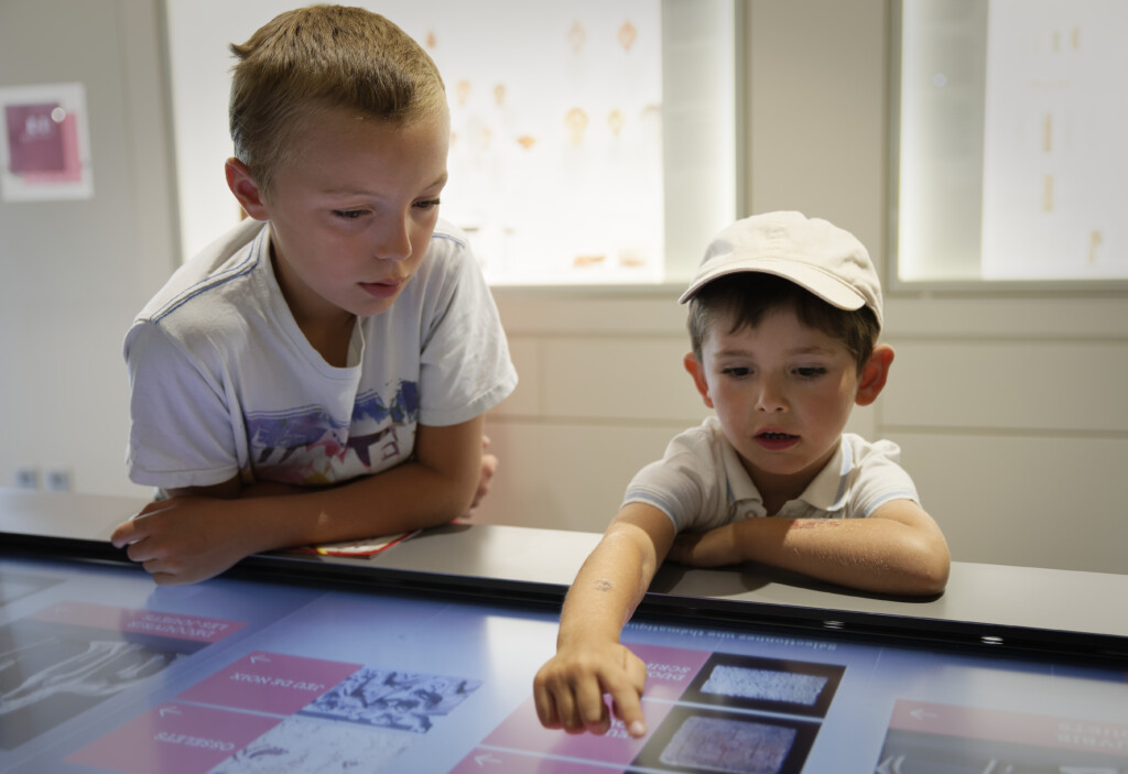 Visites libres d'école au musée de la romanité