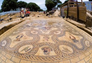 Fouille mosaïque de Penthée ©D.Glicksman - INRAP