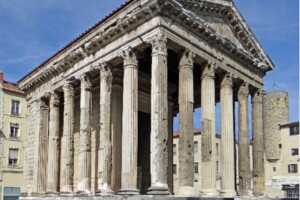 Temple d'Auguste et Livie à Vienne